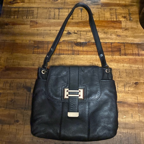 Liz Claiborne New York Genuine Leather Black & Gold Flap Shoulder Bag Purse - Picture 2 of 15